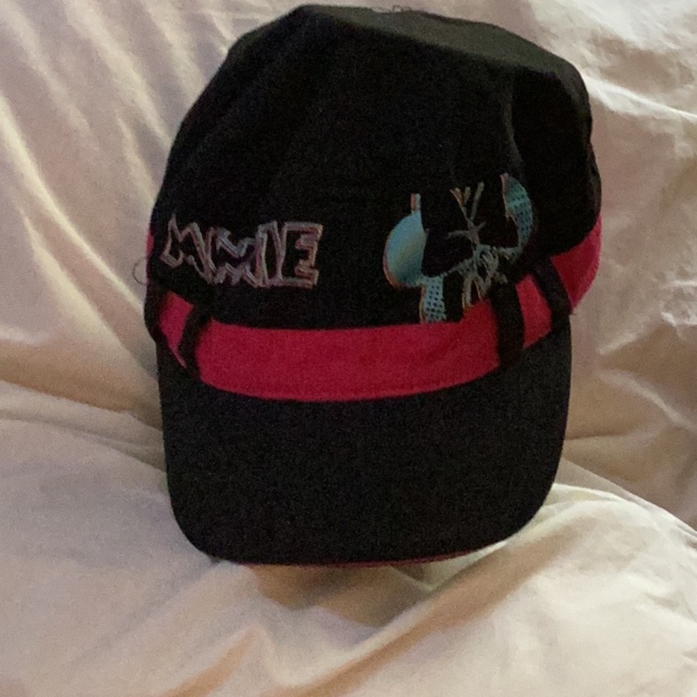 NWT Disney Minnie Mouse So Fun To Wear Cap Adjustable Unisex Makes Great Gift